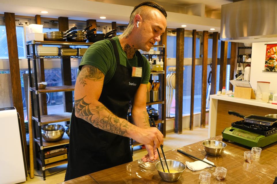 Guests at a Japanese cooking at Sorisso in Tokyo