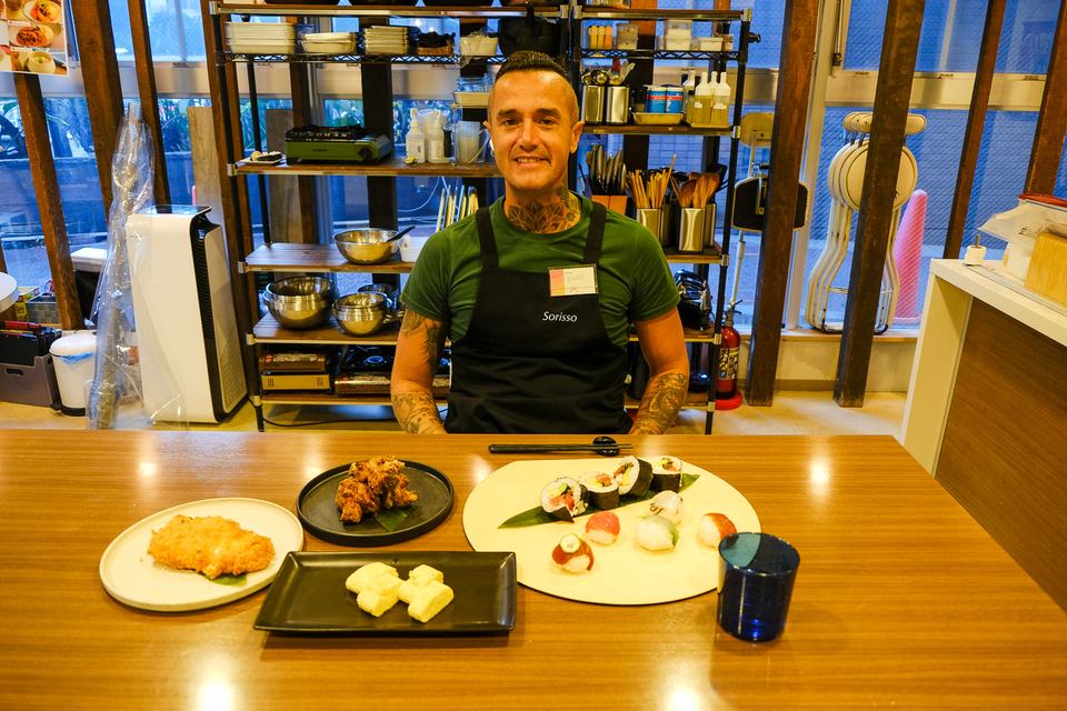 Guests at a Japanese cooking at Sorisso in Tokyo