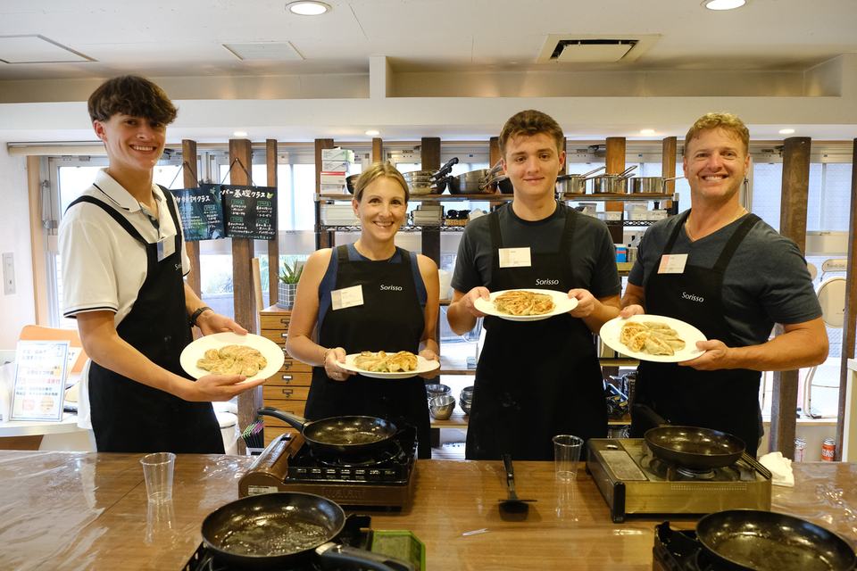 Guests at a Japanese cooking at Sorisso in Tokyo