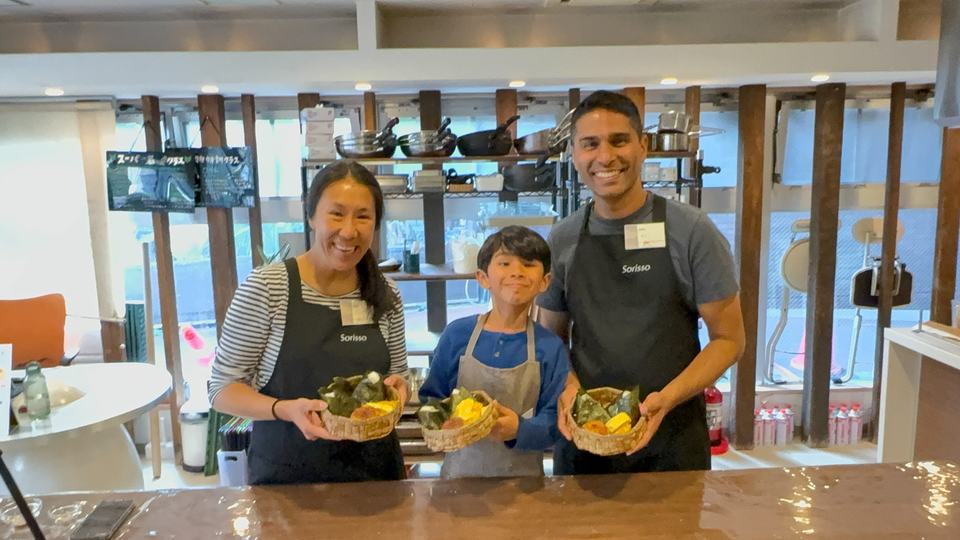 Guests at a Japanese cooking at Sorisso in Tokyo