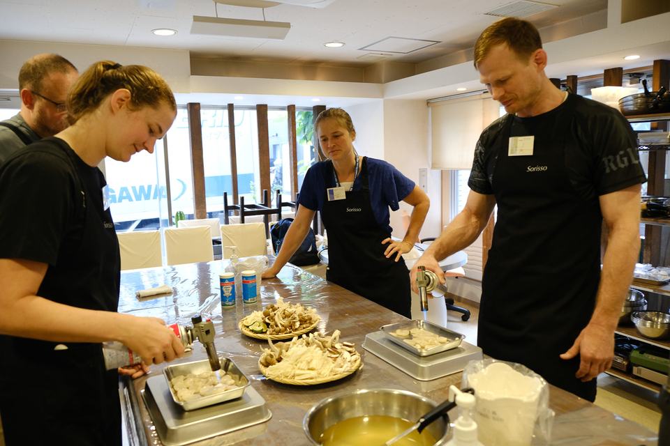 Guests at a Japanese cooking at Sorisso in Tokyo