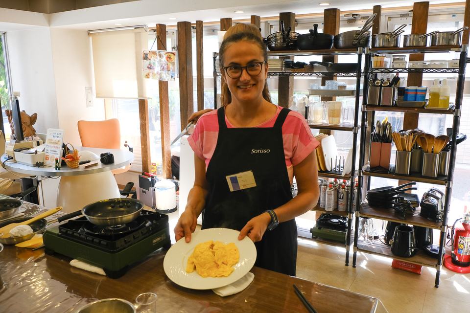 Guests at a Japanese cooking at Sorisso in Tokyo